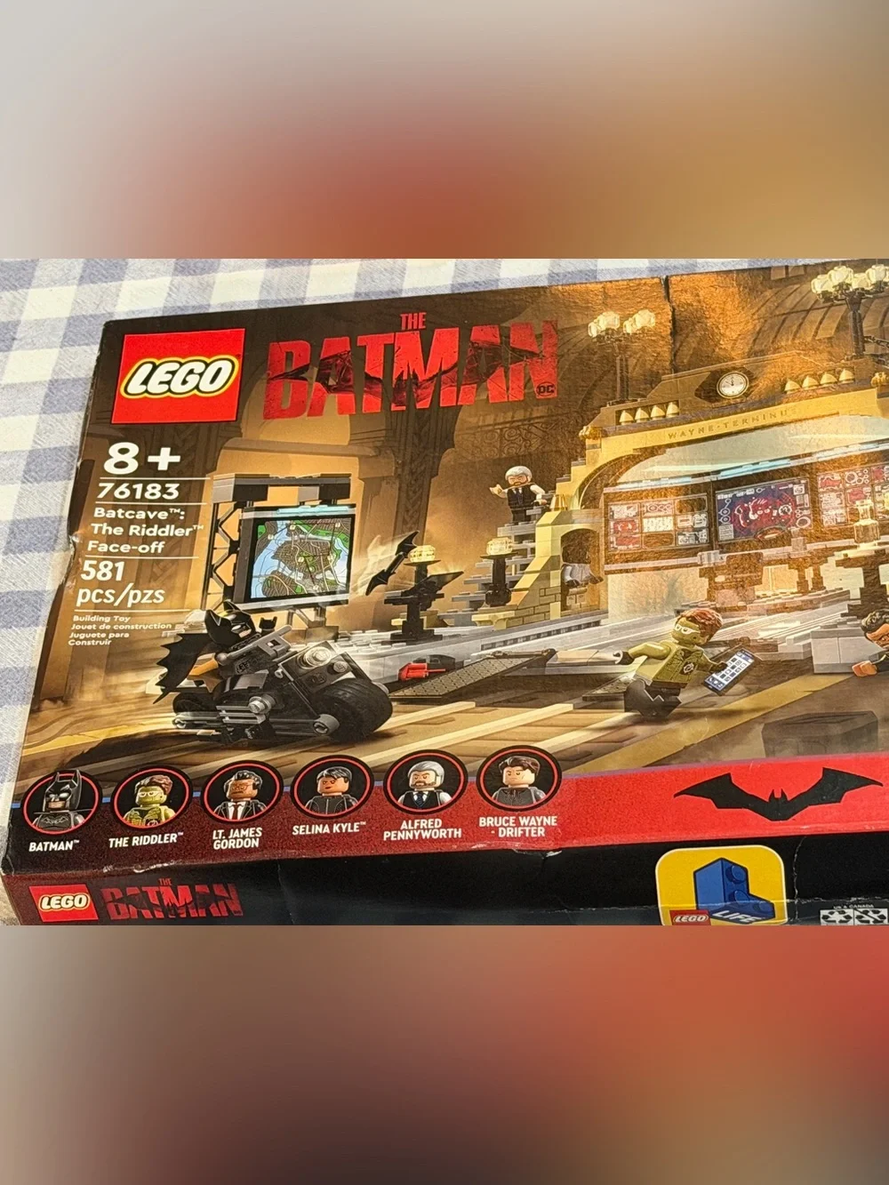Lego DC Batman: Batcave: The Riddler Face-off (76183) New Sealed Box